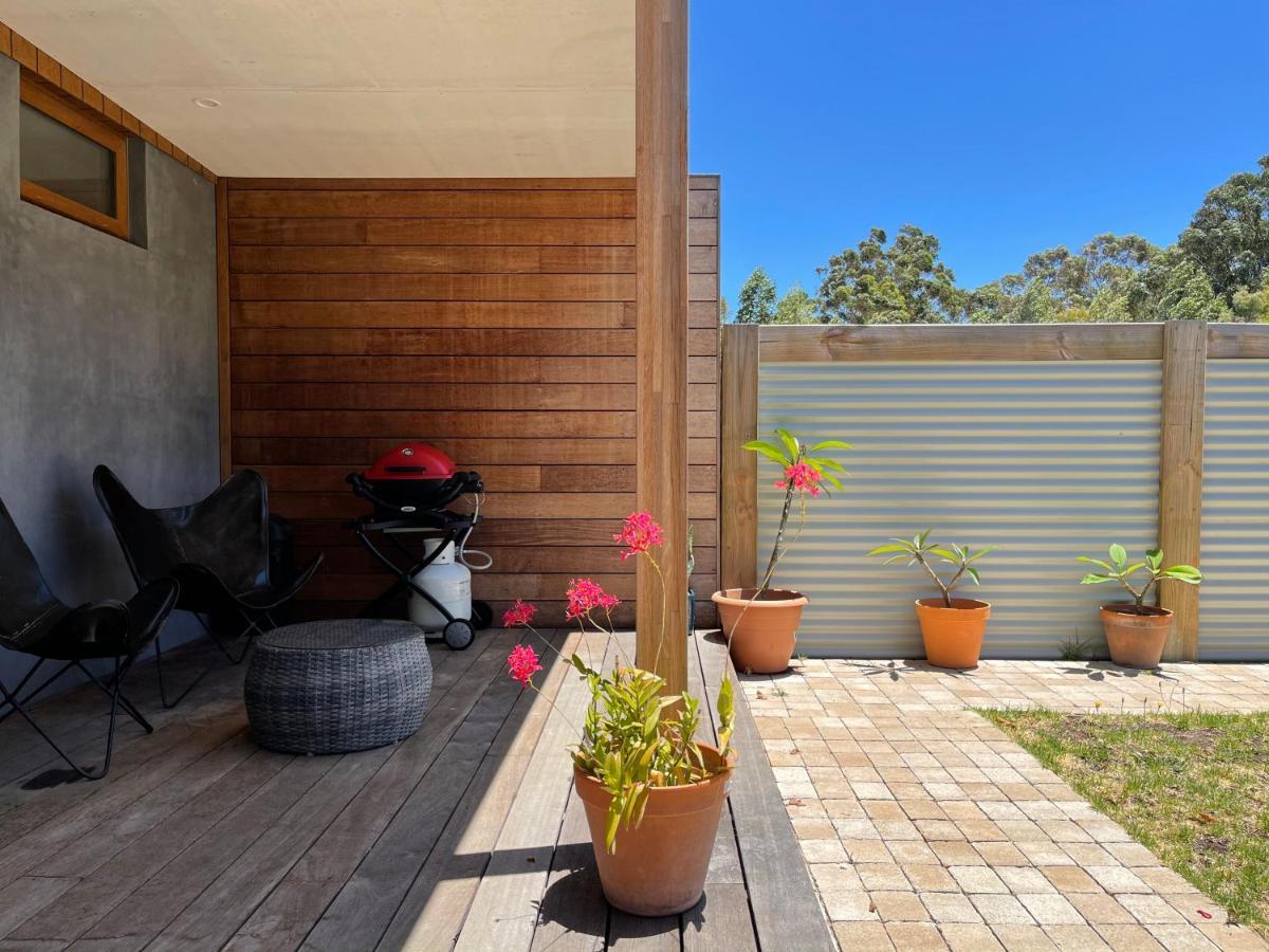 Grape Juice Retreat Rustic Romantic Gateway 5Mins To Beaches & Town Margaret River Exterior photo