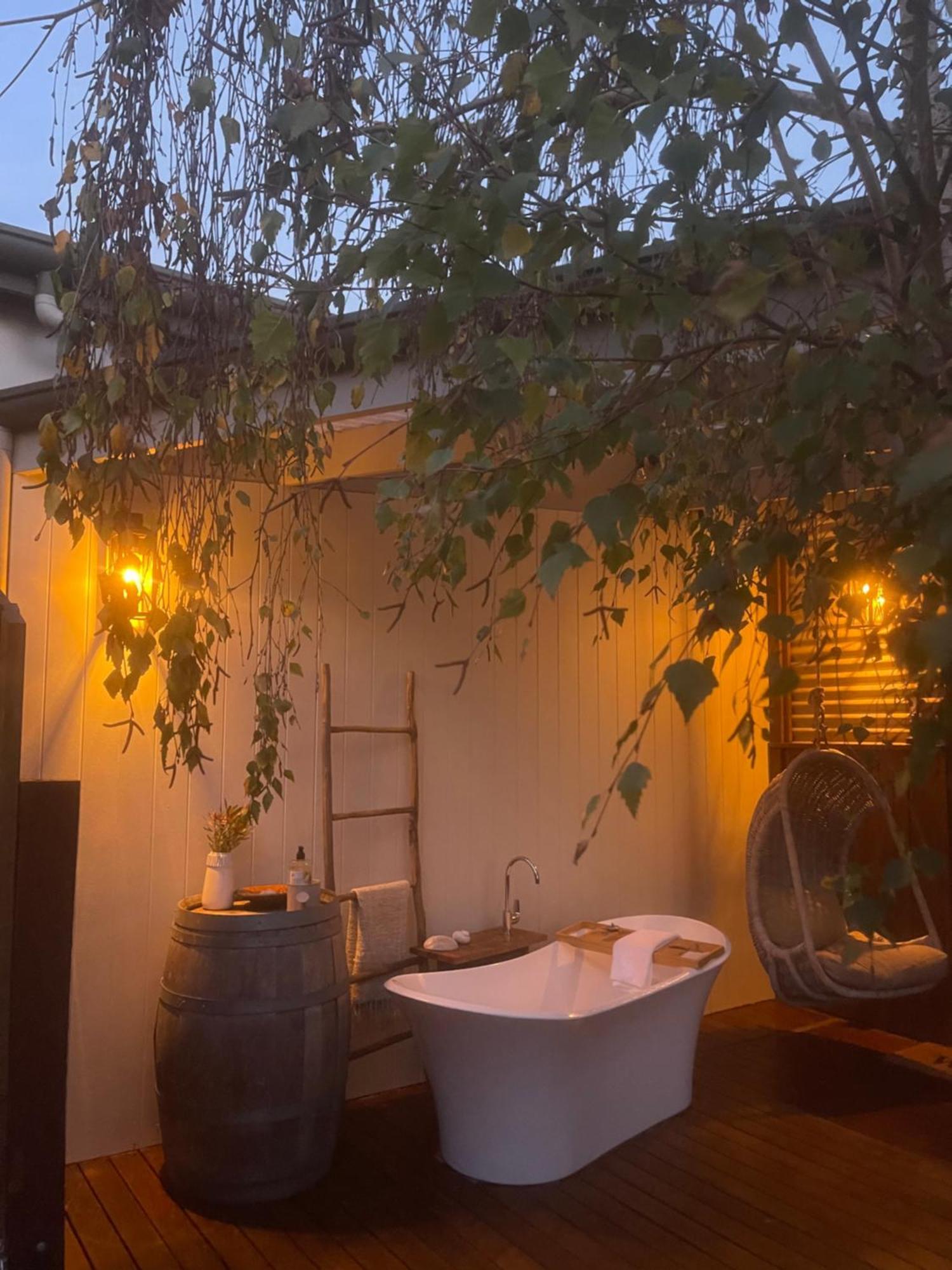 Grape Juice Retreat Rustic Romantic Gateway 5Mins To Beaches & Town Margaret River Exterior photo